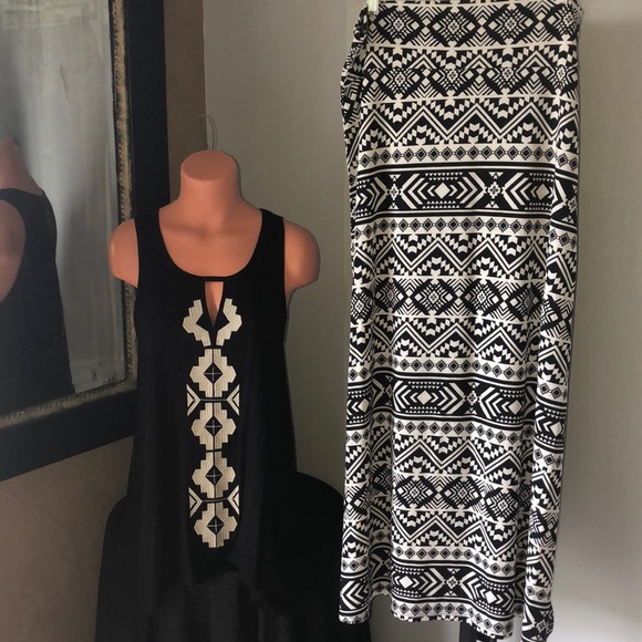 Nwot FYLO 2PC set top & skirt - Picture 1 of 6